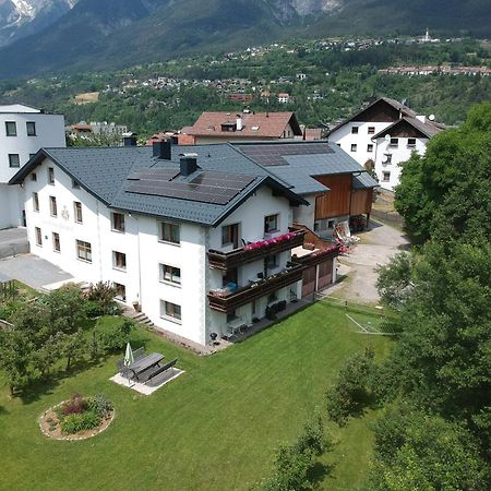 Landhaus Zangerl - Kobelerhof Landeck Eksteriør bilde
