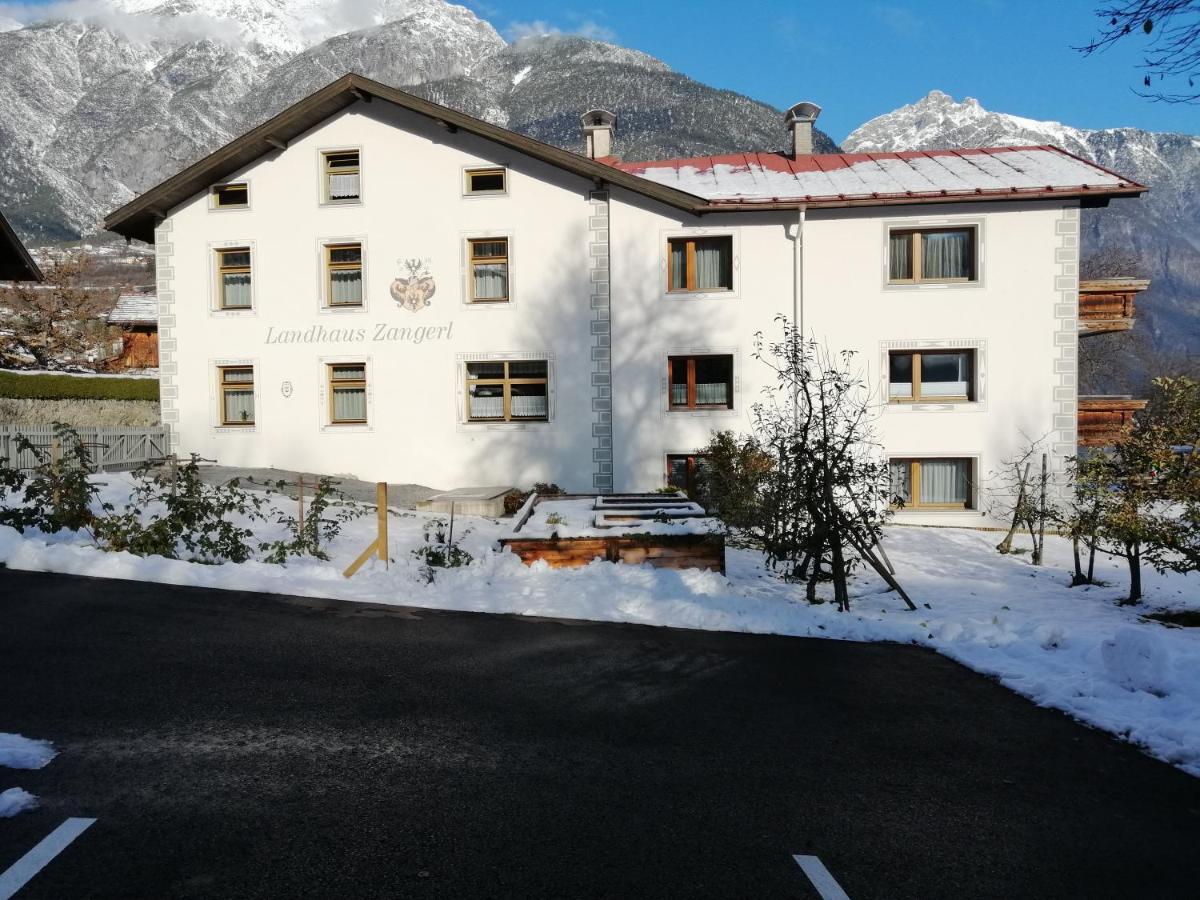 Landhaus Zangerl - Kobelerhof Landeck Eksteriør bilde